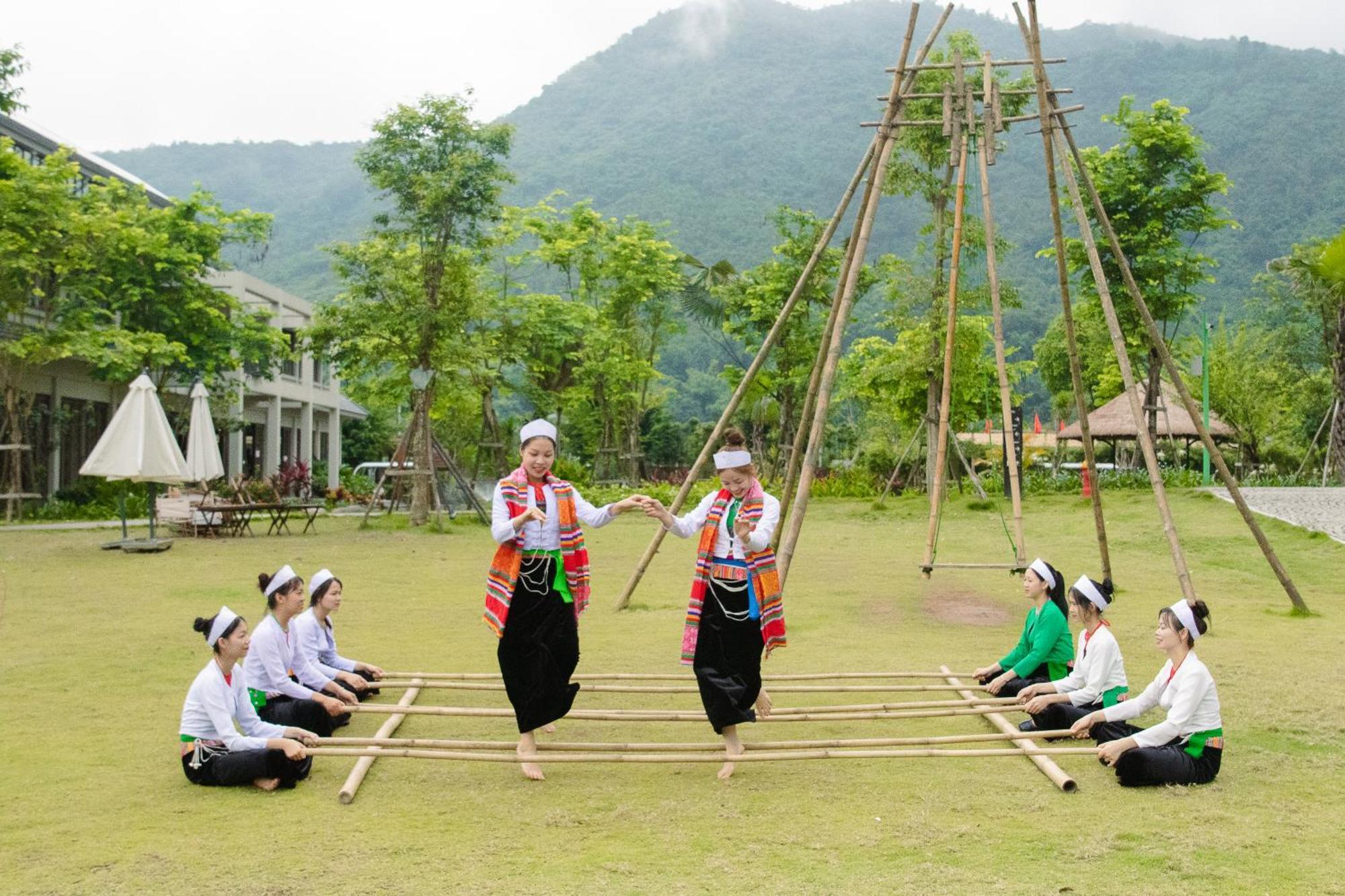 מלון Hòa Bình Mandala Retreats Kim Boi מראה חיצוני תמונה