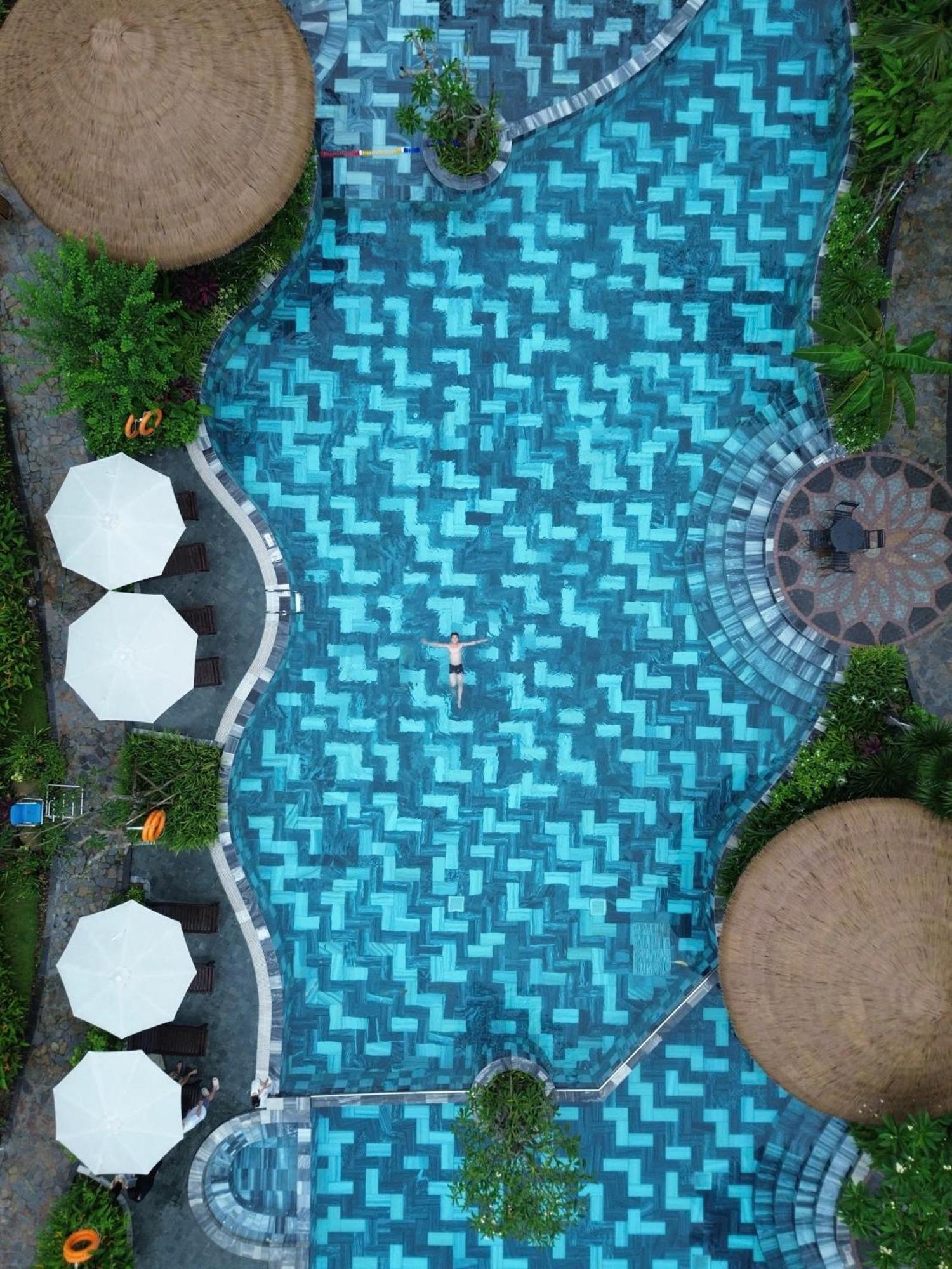 מלון Hòa Bình Mandala Retreats Kim Boi מראה חיצוני תמונה